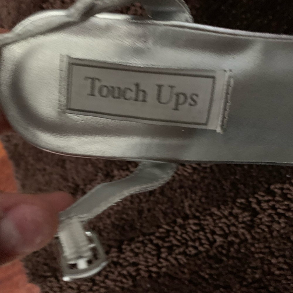 heels - Picture 2 of 3